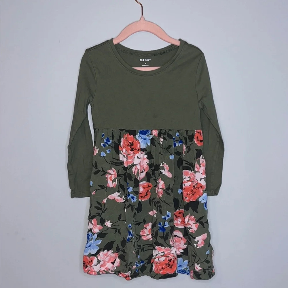 Old Navy Green Fit and Flare Casual Dress